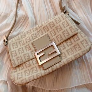 SOLD ***Vintage FENDI Baguette